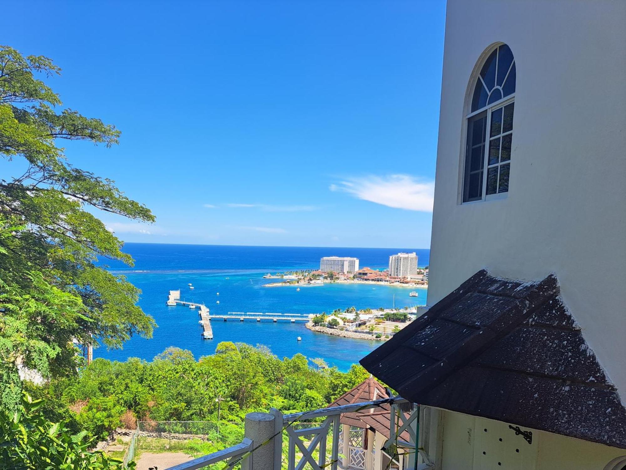 Ferienwohnung Ivory Tower Ocho Rios Exterior foto