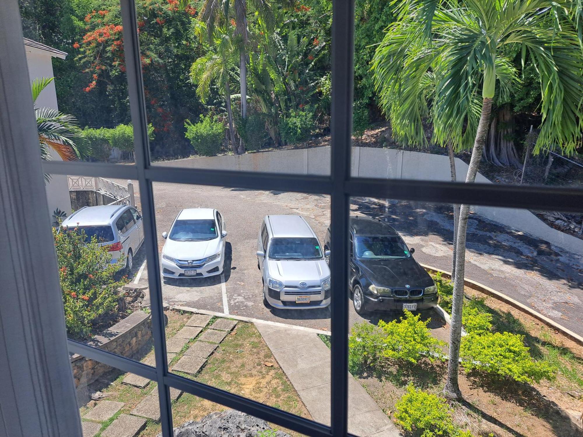Ferienwohnung Ivory Tower Ocho Rios Exterior foto